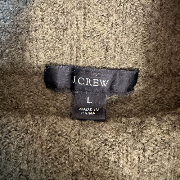 J Crew Olive Green Merino Wool Blend Women's Turtle Neck Sweater Size Large - Picture 4 of 10